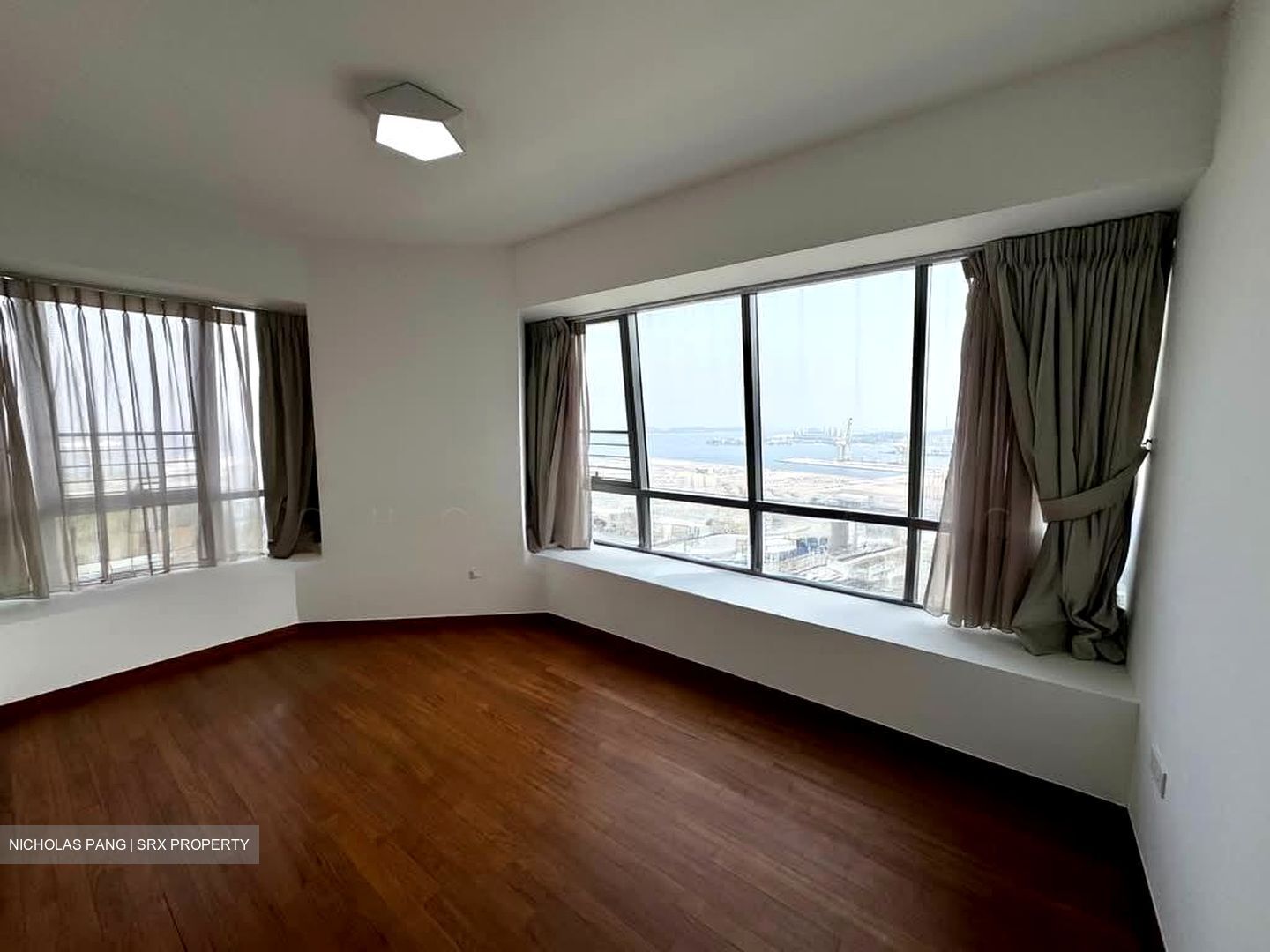 Shenton Way (D1), Condominium #552392101